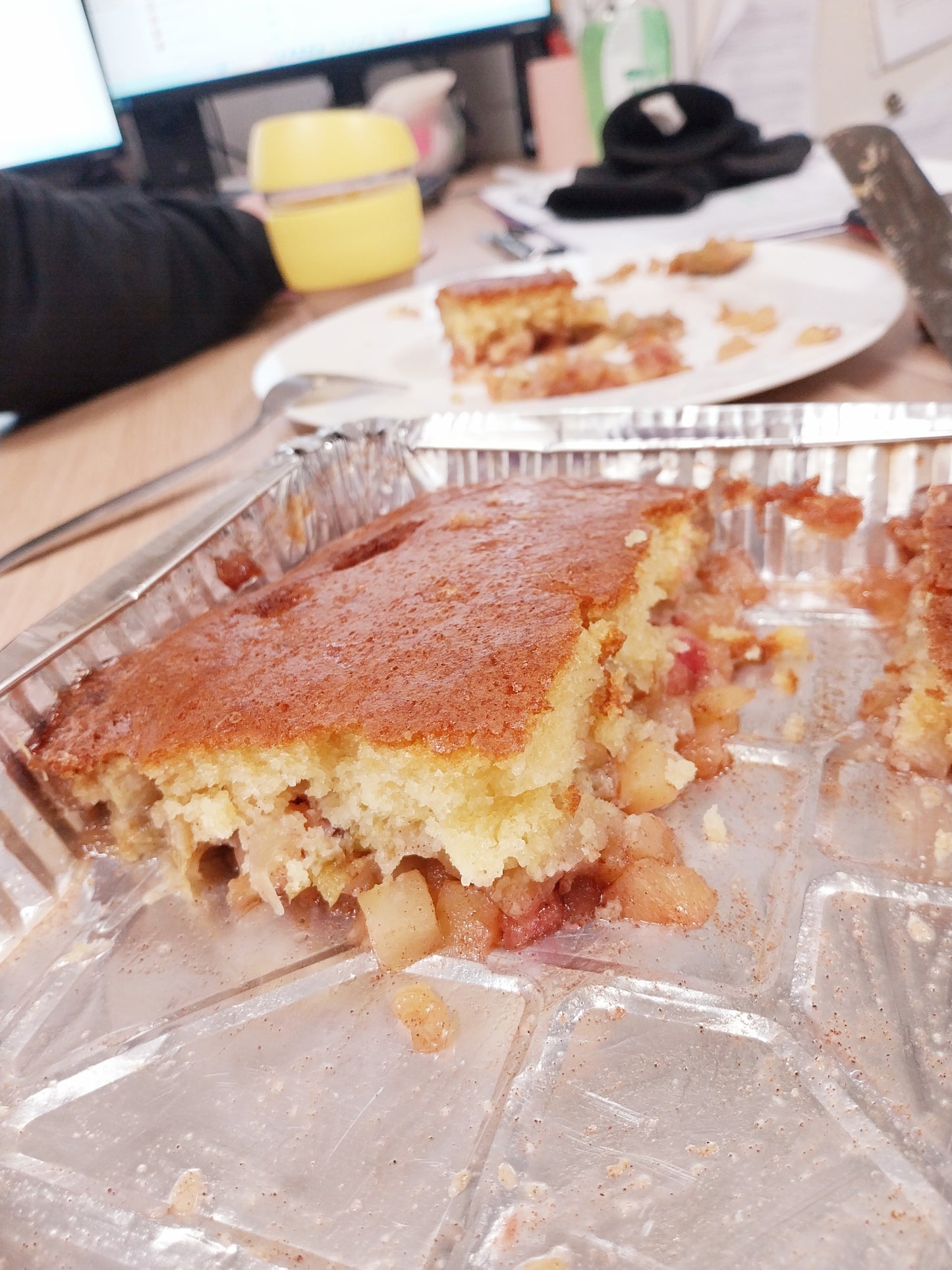 FRESH Apple & Rhubarb Sponge Cake