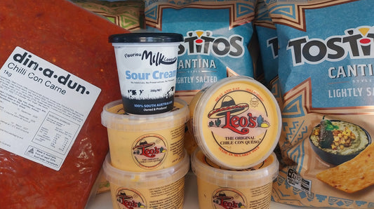 Leo's Chile Con Queso: Cheese Dip