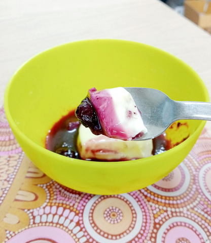 FRESH Panna Cotta & Berry Compote 1kg