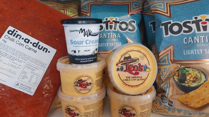 Leo's Chile Con Queso: Cheese Dip