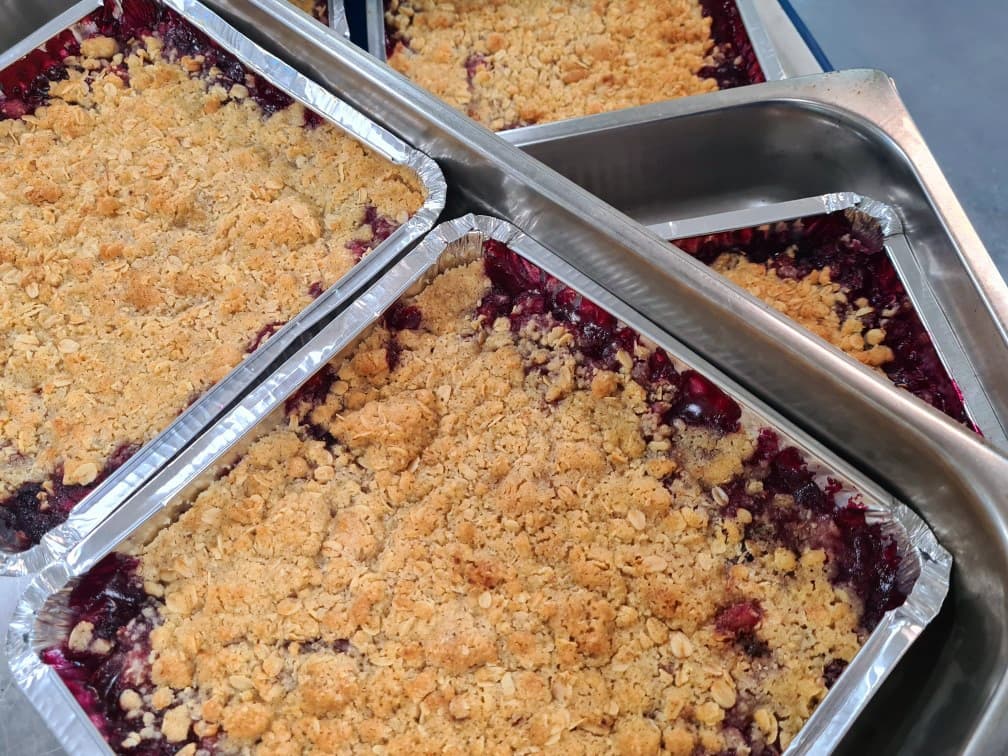 Mixed Berry & Apple Crumble serves 6